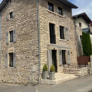 Hébergement de vacances La Maison De Mounette, L'Isle-d'Abeau